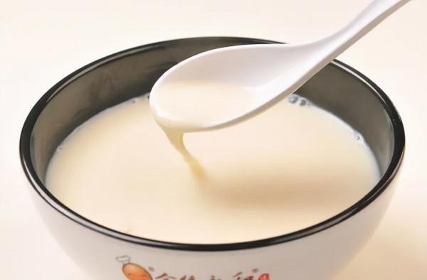 89歲的老奶奶,一到秋天就常吃它,做法簡單,不上火睡眠好 89歲的老奶奶,一到秋天就常吃它,做法簡單,不上火睡眠好