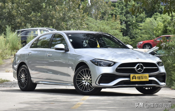 新車｜約人民幣34萬起，賓士全新C級柴油版釋出，百公里油耗4.6升