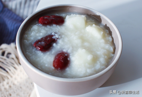 霜降來臨,要多吃6種根菜,順應時節應季而食,安穩度過季節交替 霜降來臨,要多吃6種根菜,順應時節應季而食,安穩度過季節交替