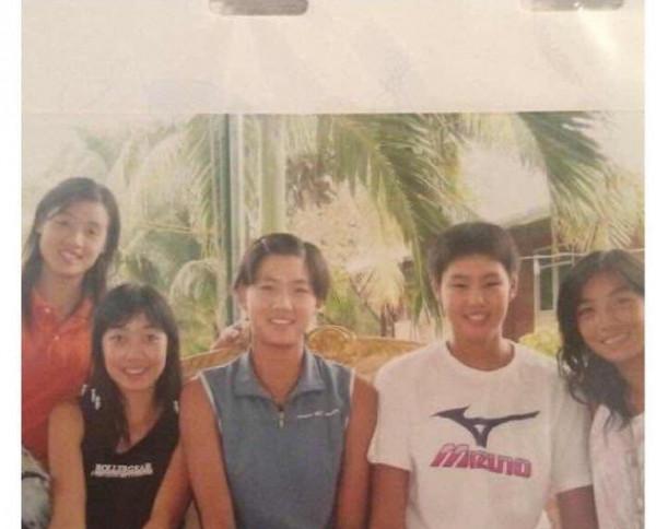 淚目!女排奧運冠軍顏妮與兒時沙排搭檔薛晨聚會,分開後各自精彩 淚目!女排奧運冠軍顏妮與兒時沙排搭檔薛晨聚會,分開後各自精彩