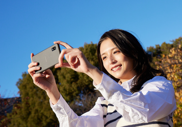 配置回到5年前?夏普釋出wish 系列新機,720P水滴屏 配置回到5年前?夏普釋出wish 系列新機,720P水滴屏