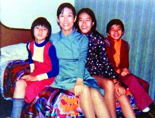 周星馳,就這樣被捧上了“神壇”,清華以及北京學生功不可沒 周星馳,就這樣被捧上了“神壇”,清華以及北京學生功不可沒