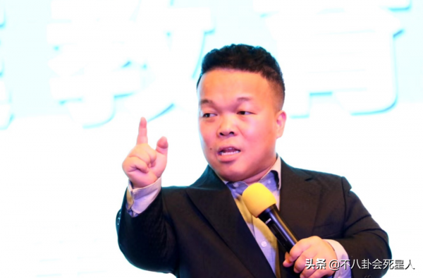 娛樂圈的袖珍人,身高最矮1.15米,他們做網紅、當總裁、年入百萬 娛樂圈的袖珍人,身高最矮1.15米,他們做網紅、當總裁、年入百萬