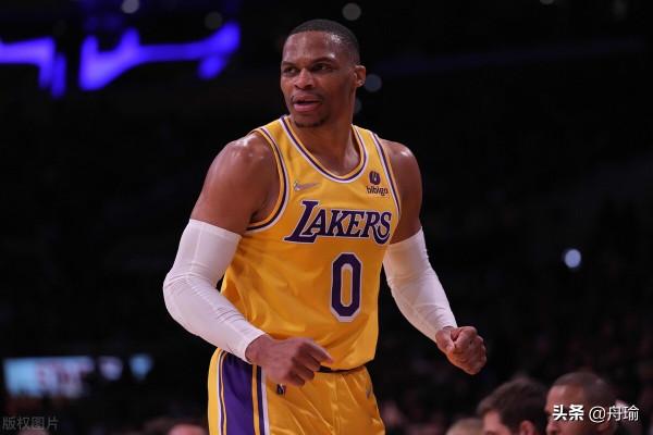 夜覽NBA：湖人三巨頭髮揮佳，胖虎暫無進展，錫伯杜願掛帥美國隊