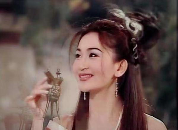 同樣演妲己,阿嬌和其他8位放在一起看,差別就出來了 同樣演妲己,阿嬌和其他8位放在一起看,差別就出來了