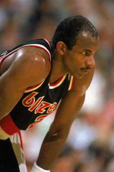 開拓者錯過的球星組成的陣容，能拿幾冠？能叫板歷史最強陣容麼？