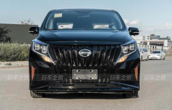 傳祺M8改裝案例 海軍藍內飾定製化改裝 傳祺M8改裝案例 海軍藍內飾定製化改裝