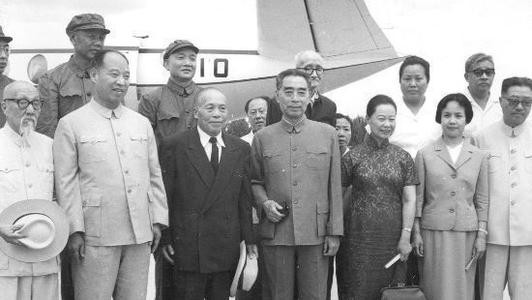 1965年李宗仁回國,提出想當副委員長,毛主席說出三大緣由不適合 1965年李宗仁回國,提出想當副委員長,毛主席說出三大緣由不適合