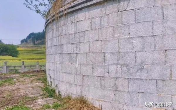 貴州省畢節市織金縣萬人墳，埋葬的卻是水西之役的歷史冤魂