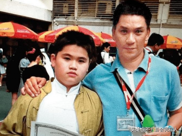 父親顏值驚為天人，兒女卻長得醜，這5位香港男神的基因被浪費了