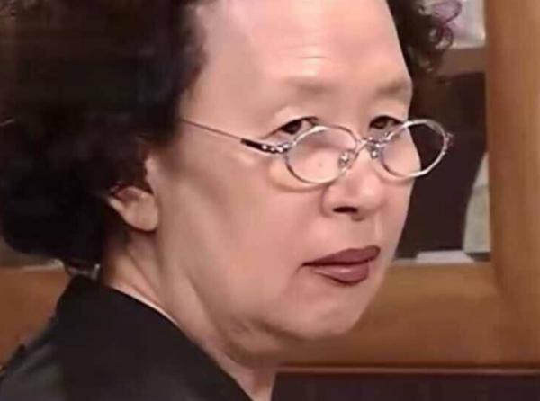 中秋小長假來襲,8部高分喜劇推薦,讓你不出門也能過足癮 中秋小長假來襲,8部高分喜劇推薦,讓你不出門也能過足癮