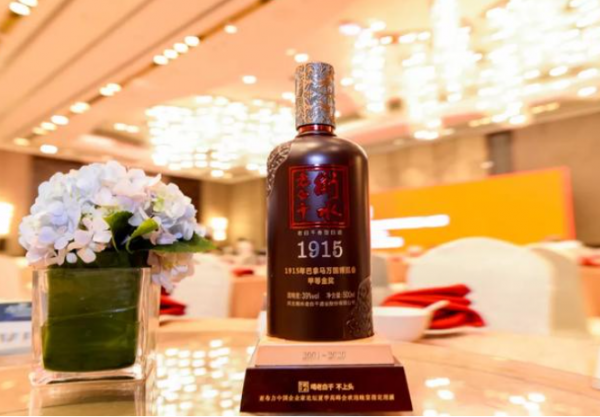 國內4大接近“零差評”的白酒，喝過2款以上的，酒齡都不小了