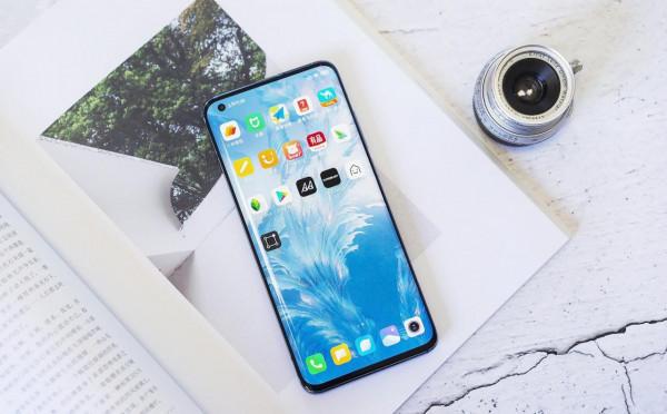 華為受困後蘋果“趁虛而入”，國產品牌共同發力，強勢反擊