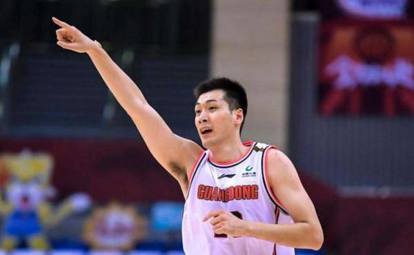 CBA全明星首發陣容出爐，遼粵兩隊包攬先發五虎，引起網友熱議