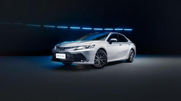 中型車裡的“常青藤”，豐田凱美瑞憑什麼10月銷量超2.5萬輛？