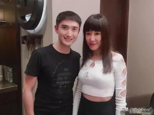 5位被稱為“鮮肉收割機”的女星,她們的快樂你想不到 5位被稱為“鮮肉收割機”的女星,她們的快樂你想不到