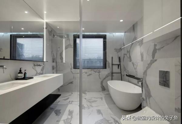 衛生間牆磚、地磚顏色搭配建議，別再只有“黑白灰”了，這樣更美