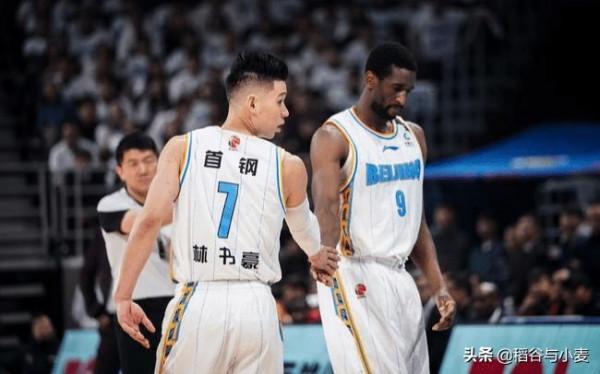 前CBA外援疑似遭遇重傷面臨賽季報銷