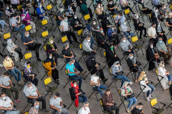 伊朗進行大規模新冠疫苗接種工作