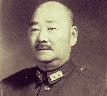 蔣介石“五虎上將”，打仗一個比一個孬，書法卻一個比一個好