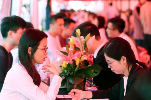 畢業多年後才發現，國企和私企的差距截然不同，幸虧當初沒選錯