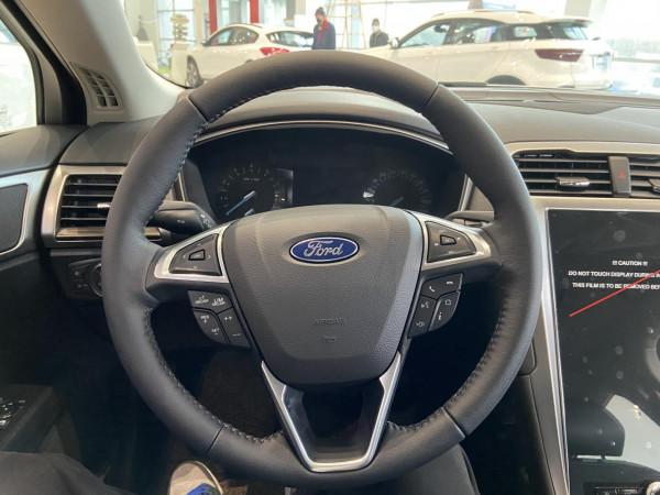 探店實拍福特蒙迪歐,操控出色的合資B級車!值得入手嗎? 探店實拍福特蒙迪歐,操控出色的合資B級車!值得入手嗎?