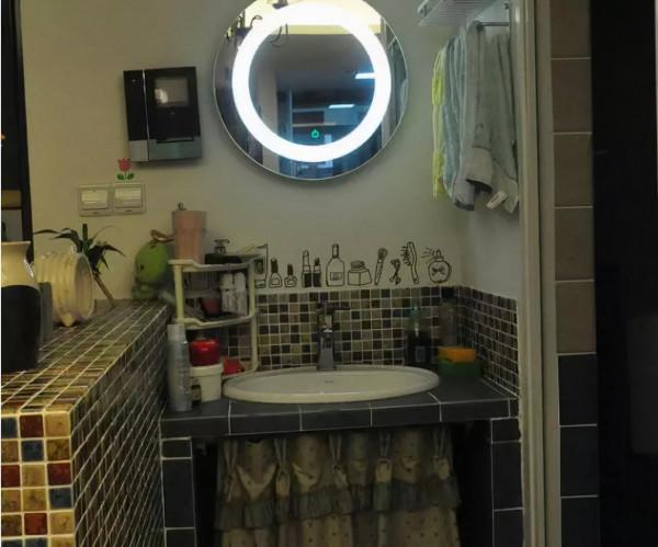 打拼4年買的32㎡小戶型，裝修花5萬，客餐廚一體、乾溼分離…曬曬