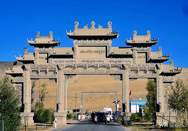 碧玉之湖瑪旁雍措:山光水色,出神入化 碧玉之湖瑪旁雍措:山光水色,出神入化