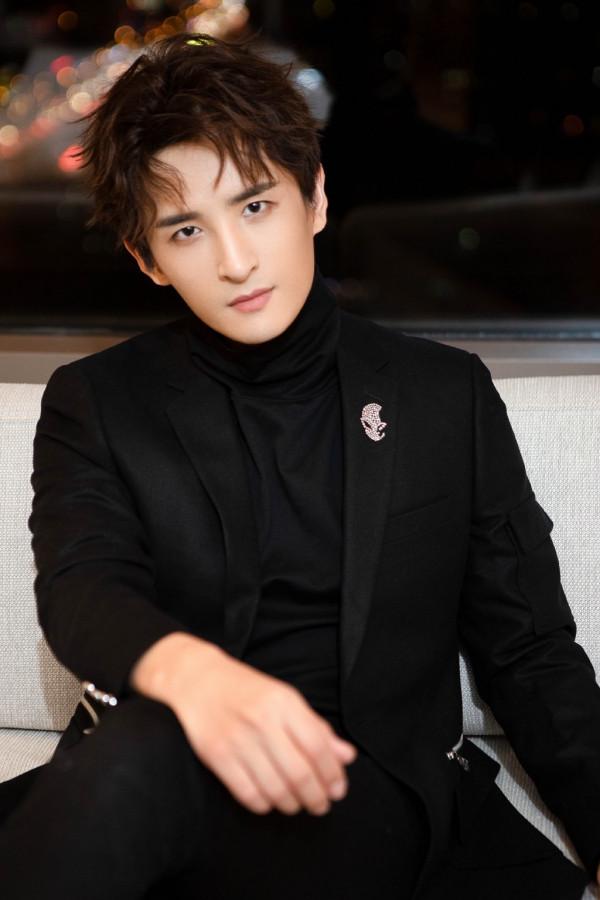 阿穆隆入獄，甦醒被雪藏，王錚亮當老師，07年快男艱難的音樂之路