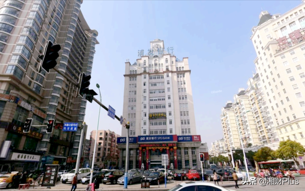 近3億存款被離奇質押的浦發銀行，今年已被罰款近1億元