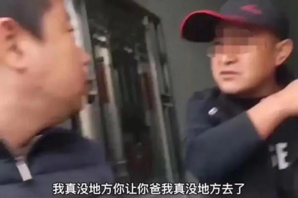 父親30年前拋妻棄子，如今想回來養老，兒子：我吃泡麵，養不了你