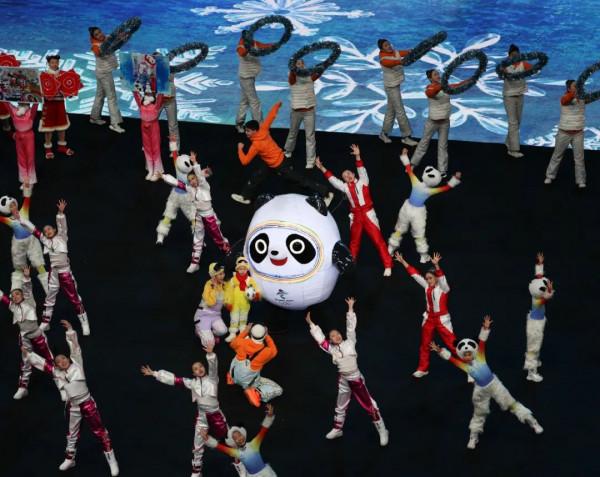 習近平出席北京冬奧會開幕式