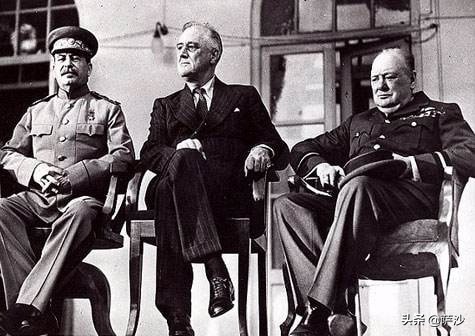 為什麼英美兩國會讓蘇聯去攻打柏林?1945年1月12日紅軍攻入德國 為什麼英美兩國會讓蘇聯去攻打柏林?1945年1月12日紅軍攻入德國