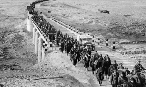 毛主席問志願軍大將吳瑞林：你神速行軍和活埋坦克，是怎麼回事？