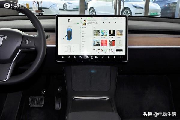 運動型大空間純電SUV 實拍特斯拉Model Y國產版