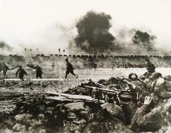 廖耀湘吹抗日軍功，四野副參謀長：5個軍打人家1個師，也好意思？