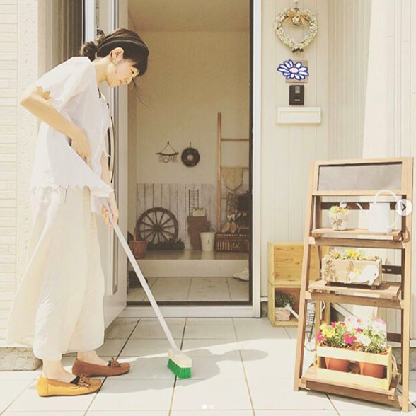 日本小夫妻曬精緻2人居，沒辦婚禮沒有生娃，卻把日子過成了詩