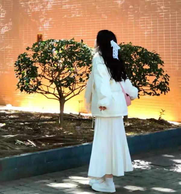 冬季棉衣搭配指南：好看又保暖！十多套讓你一次美個夠