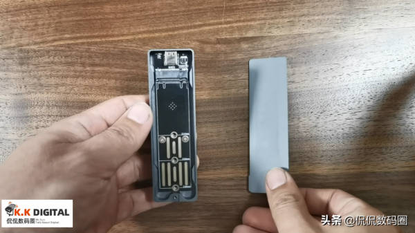 百元內固態硬碟盒簡評——最具價效比的固態硬碟盒 百元內固態硬碟盒簡評——最具價效比的固態硬碟盒