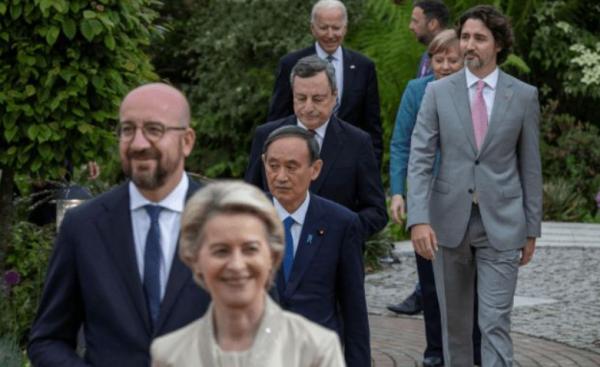 美國搶法國軍火大單，拉英國澳大利亞組群，世界迎來陸島相爭時代