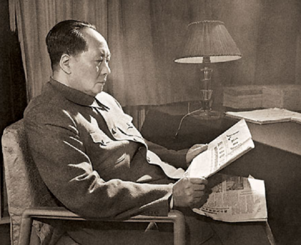 楊開慧在被槍決前，她與毛澤東的保姆哭喊道：你們要殺就殺我