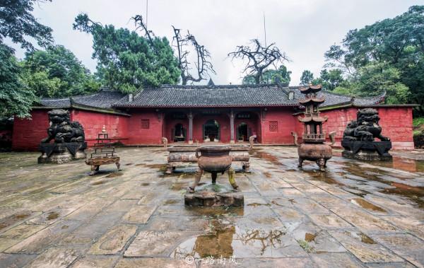 四川最早的三國蜀漢遺蹟，位於德陽，內有世界上最早的國道