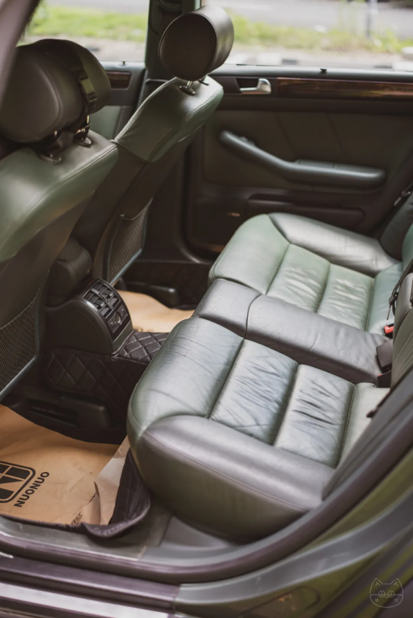 拯救15年車齡的奧迪草原狼，不惜成本也要修