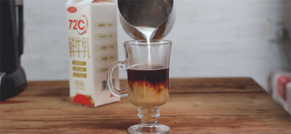 製作奶咖該如何選擇牛奶？