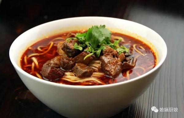 紅燒牛肉麵,獨家秘製,只羨大碗不羨仙 紅燒牛肉麵,獨家秘製,只羨大碗不羨仙