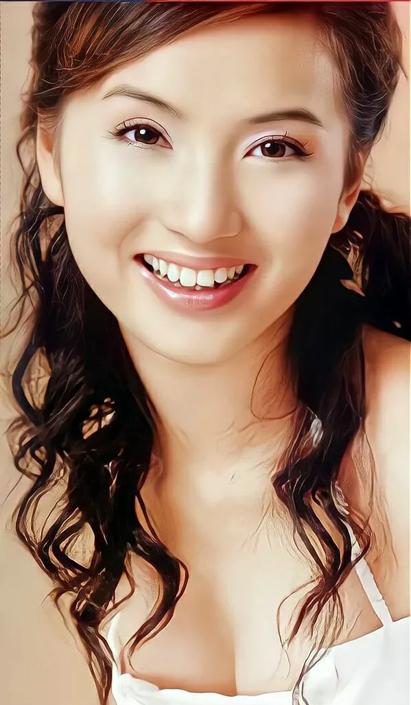 “萬人迷”陳好:優雅美麗嫵媚動人高畫質寫真集(1) “萬人迷”陳好:優雅美麗嫵媚動人高畫質寫真集(1)