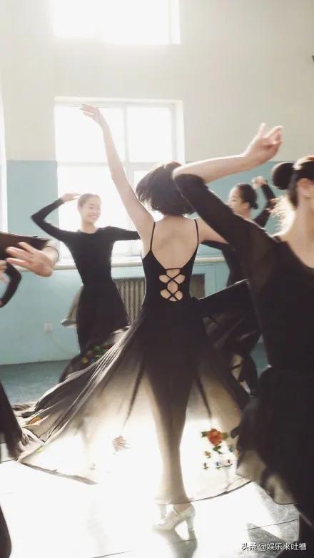 背影殺手佟麗婭 背影殺手佟麗婭