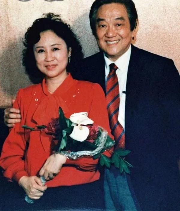 三年兩次自殺,搶別人老公,比瓊瑤劇更毀三觀的是瓊瑤 三年兩次自殺,搶別人老公,比瓊瑤劇更毀三觀的是瓊瑤