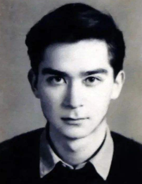 顏值逆天卻不屑一顧，紮根油田五十多年，默默無聞的混血科學家