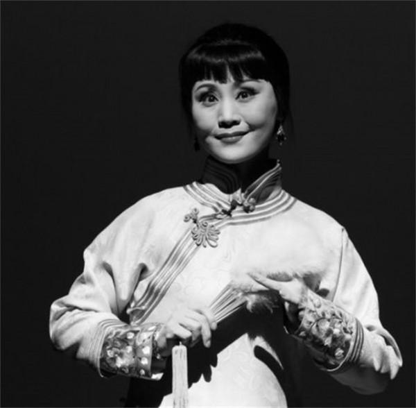 一代名伶劉喜奎:遭數位軍閥爭搶囚禁,晚年受周總理邀請任教學校 一代名伶劉喜奎:遭數位軍閥爭搶囚禁,晚年受周總理邀請任教學校